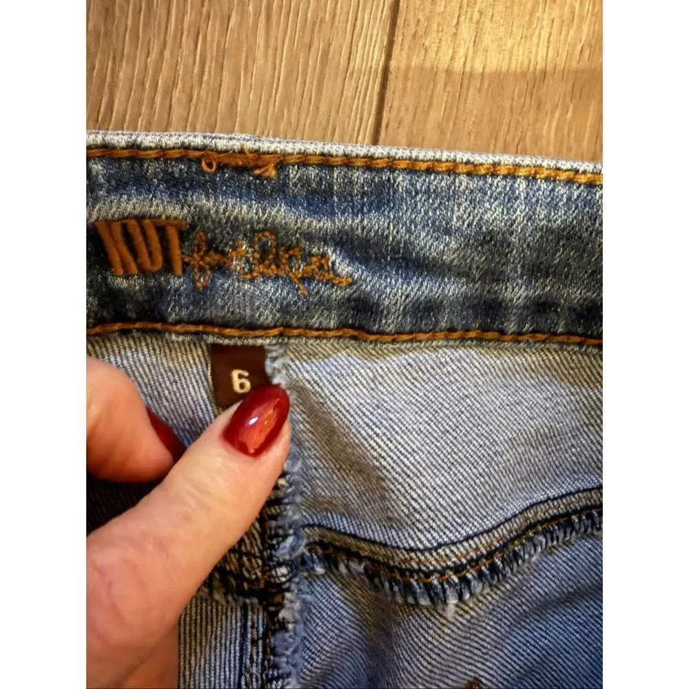 Kut From The Kloth Size 6 Reese Ankle Straight Jeans Rosette Floral Embroidered